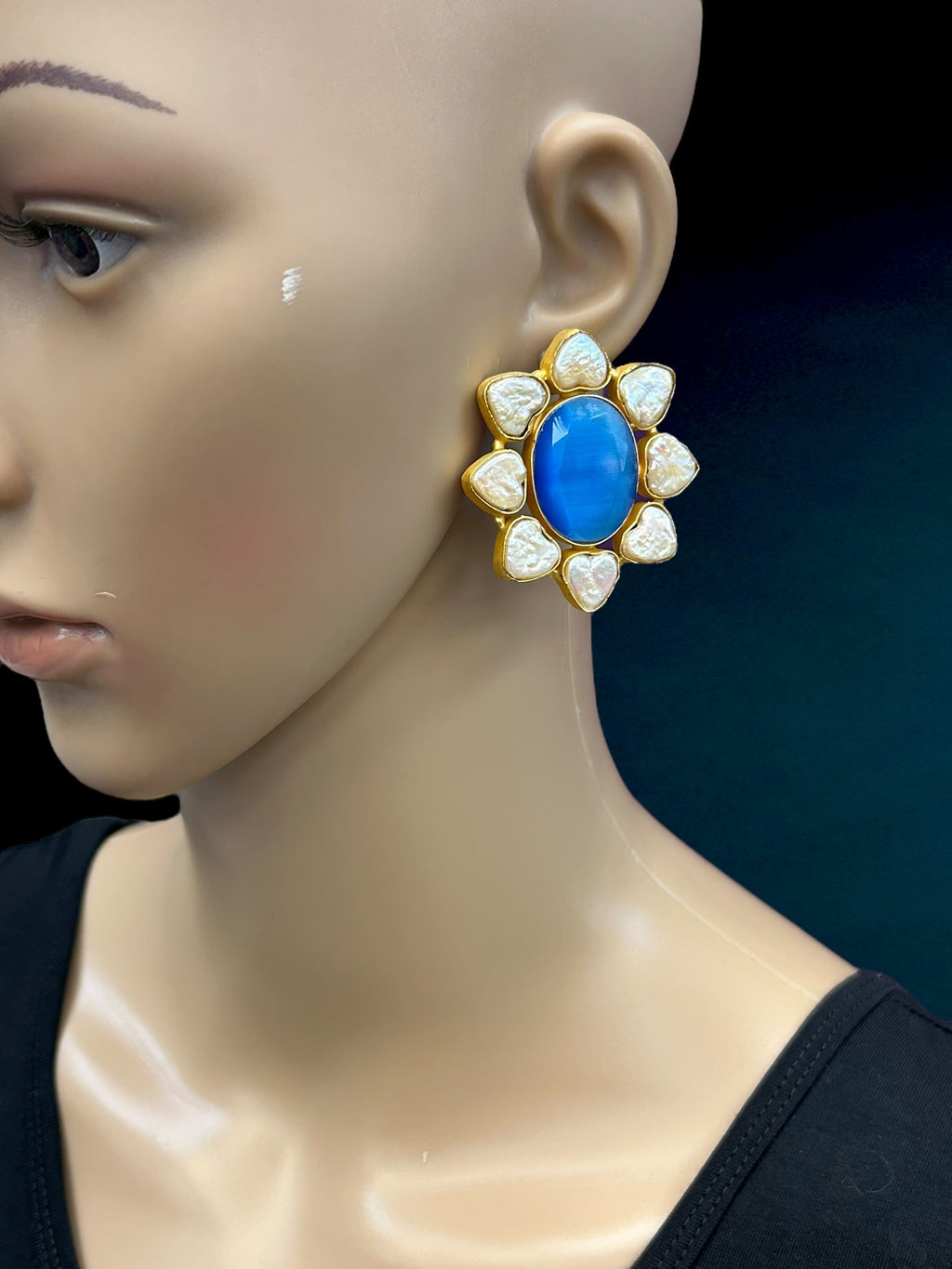 Baroque pearl earrings