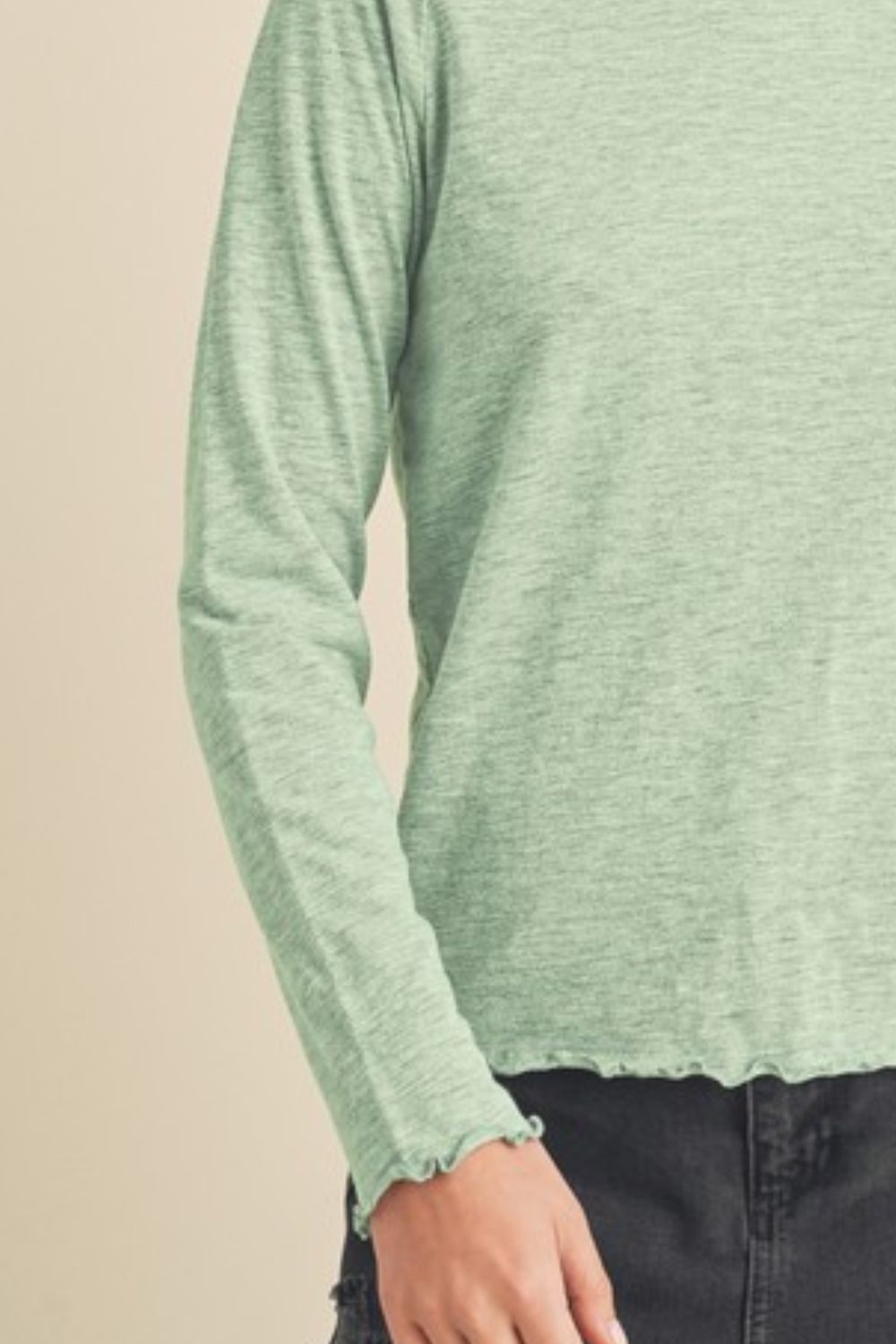 Aemi + Co Lettuce Hemline Round Neck Raglan Sleeve T-Shirt