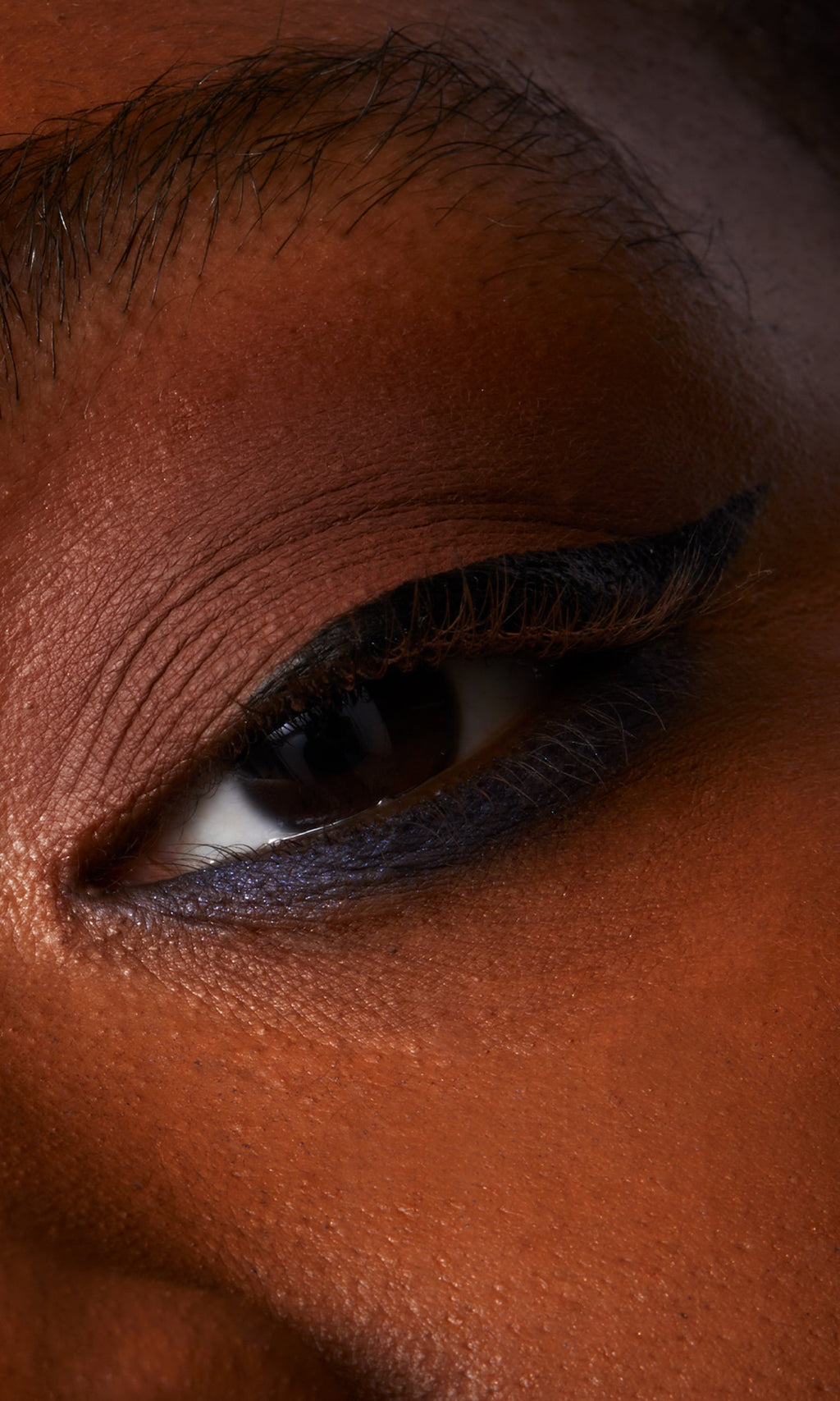 Afro.Dis.Iac Liquid Eyeliner