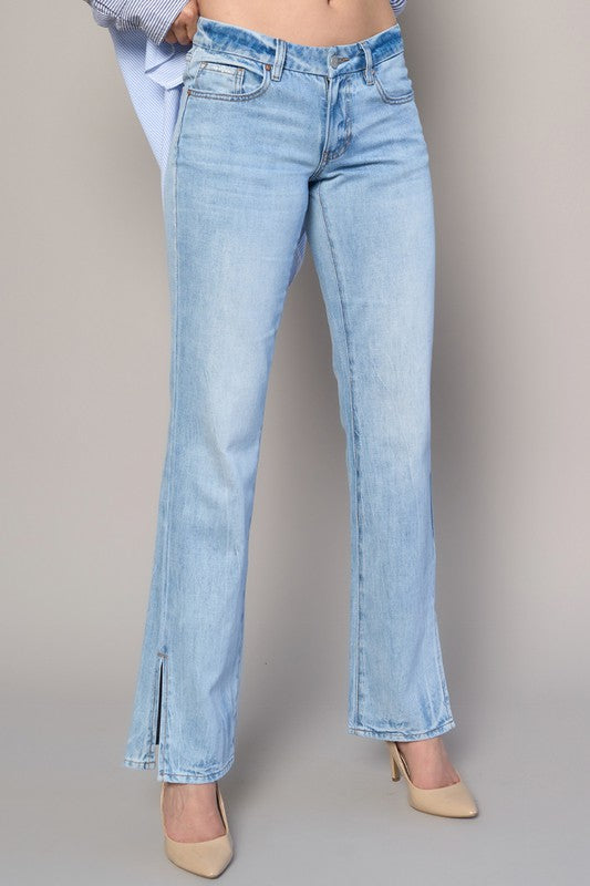 Aces Low Rise Straight Jeans - Light Wash