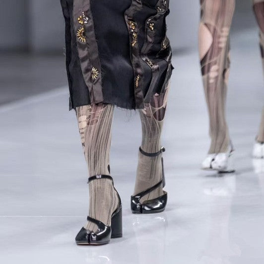 8CM Split-toe Shoes Trotter Word Buckle High Heels