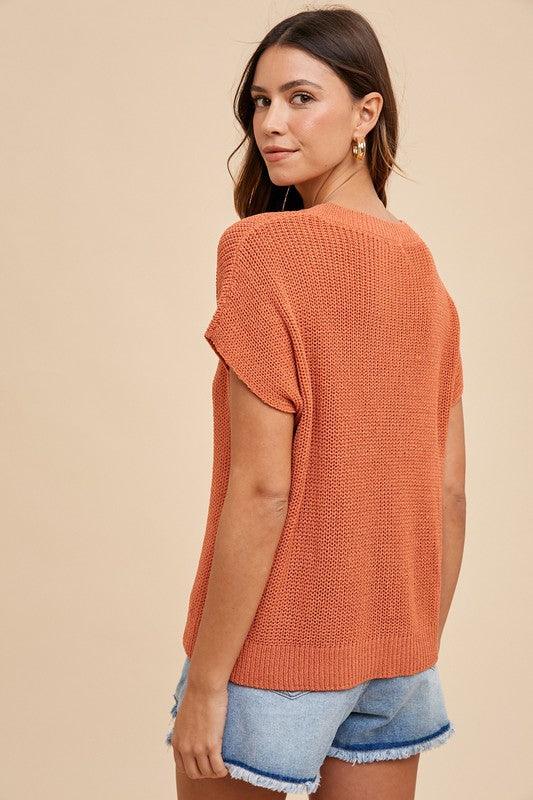 Annie Wear Round Neck Short Sleeve Sweater