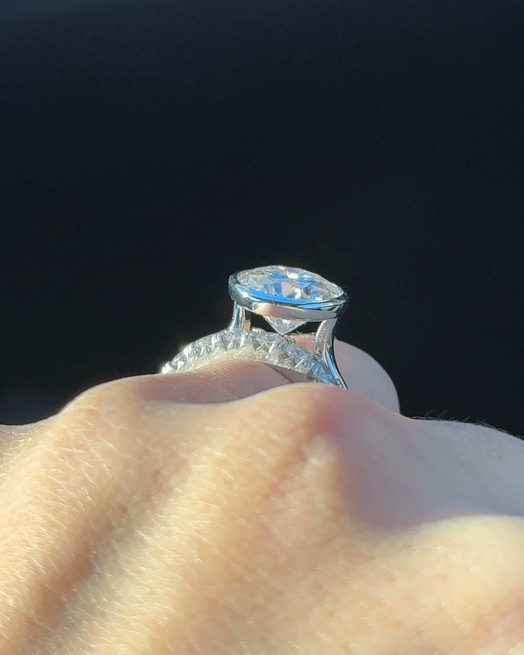 4.5ctw Round Cut Moissanite Bezel Set Solitaire Engagement Ring