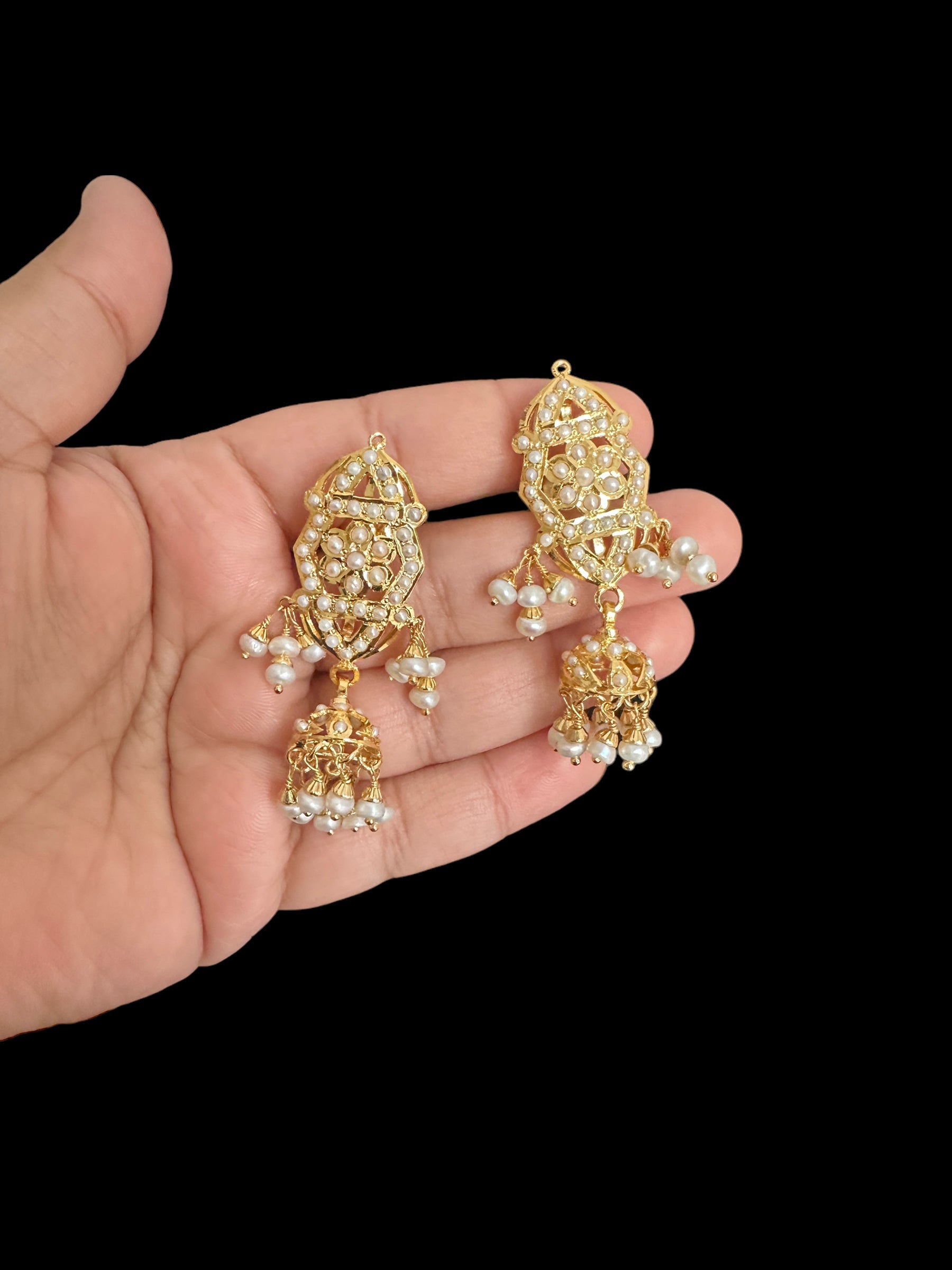 92.5 silver gold plated earrings in fresh water pearls (READY TO SHIP )