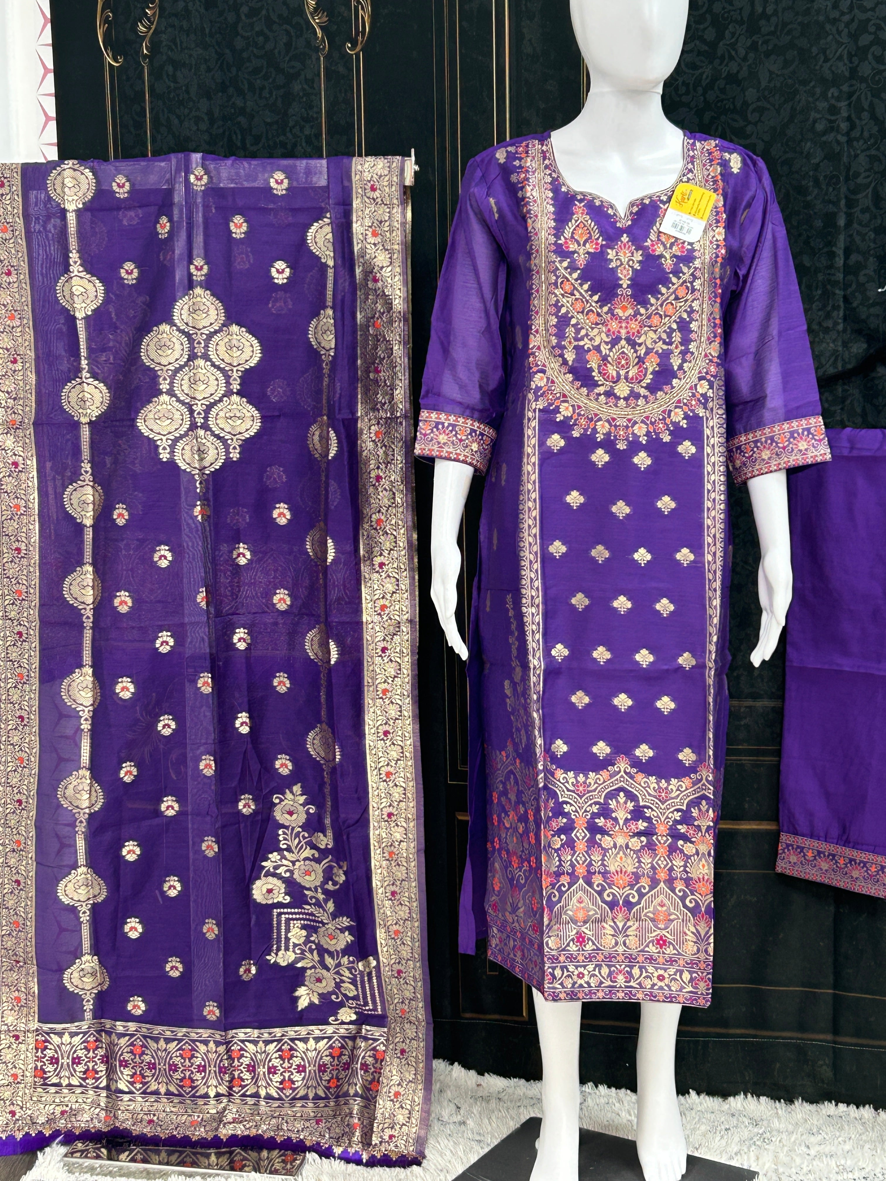 Banarasi suit / salwar suit