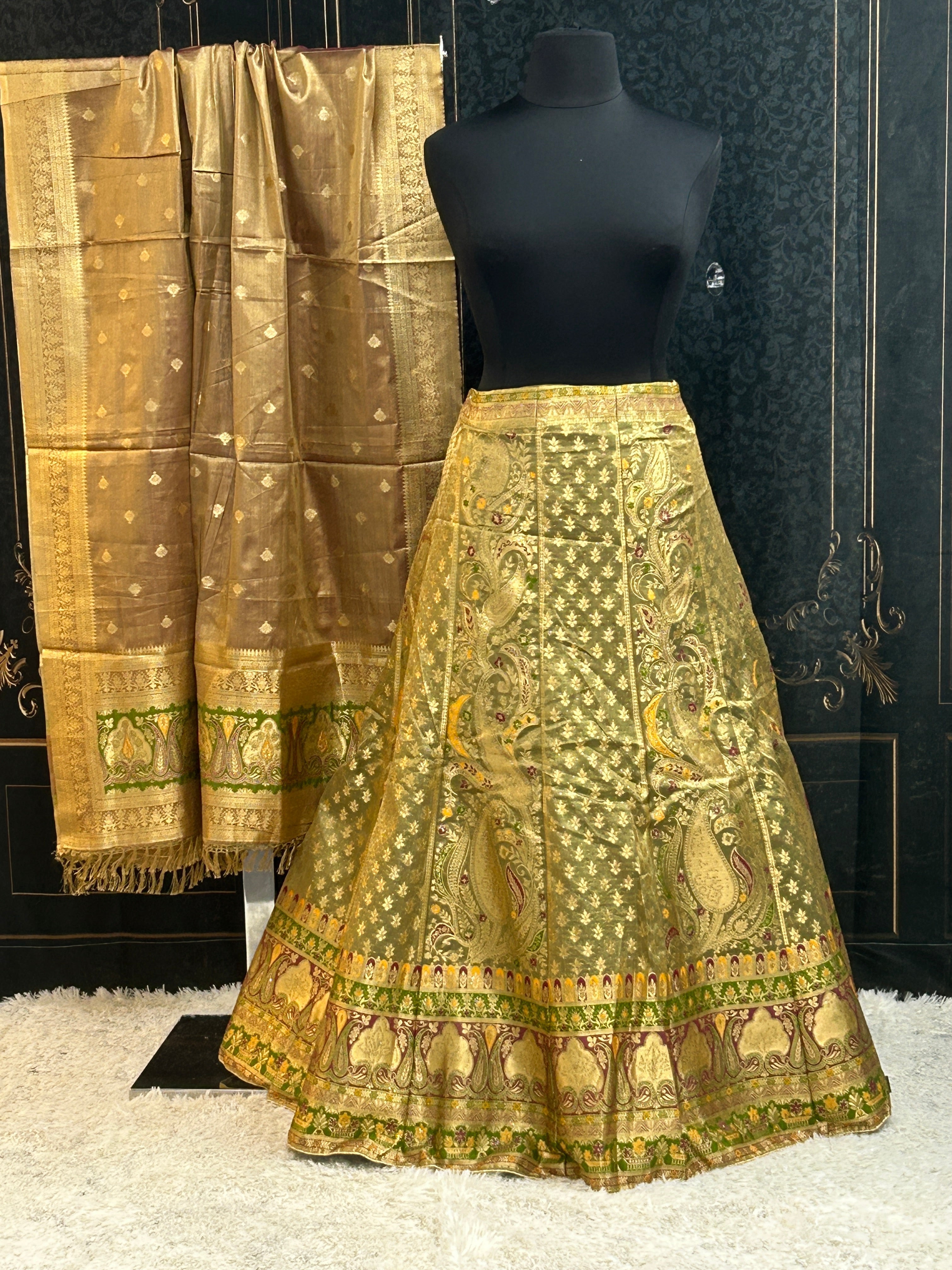 Banarasi lehenga