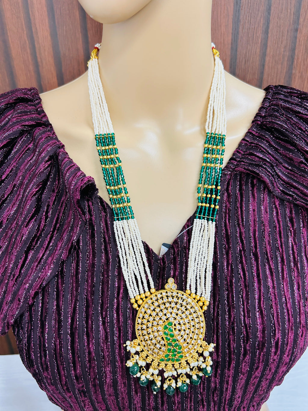 AD pendant set / necklace set