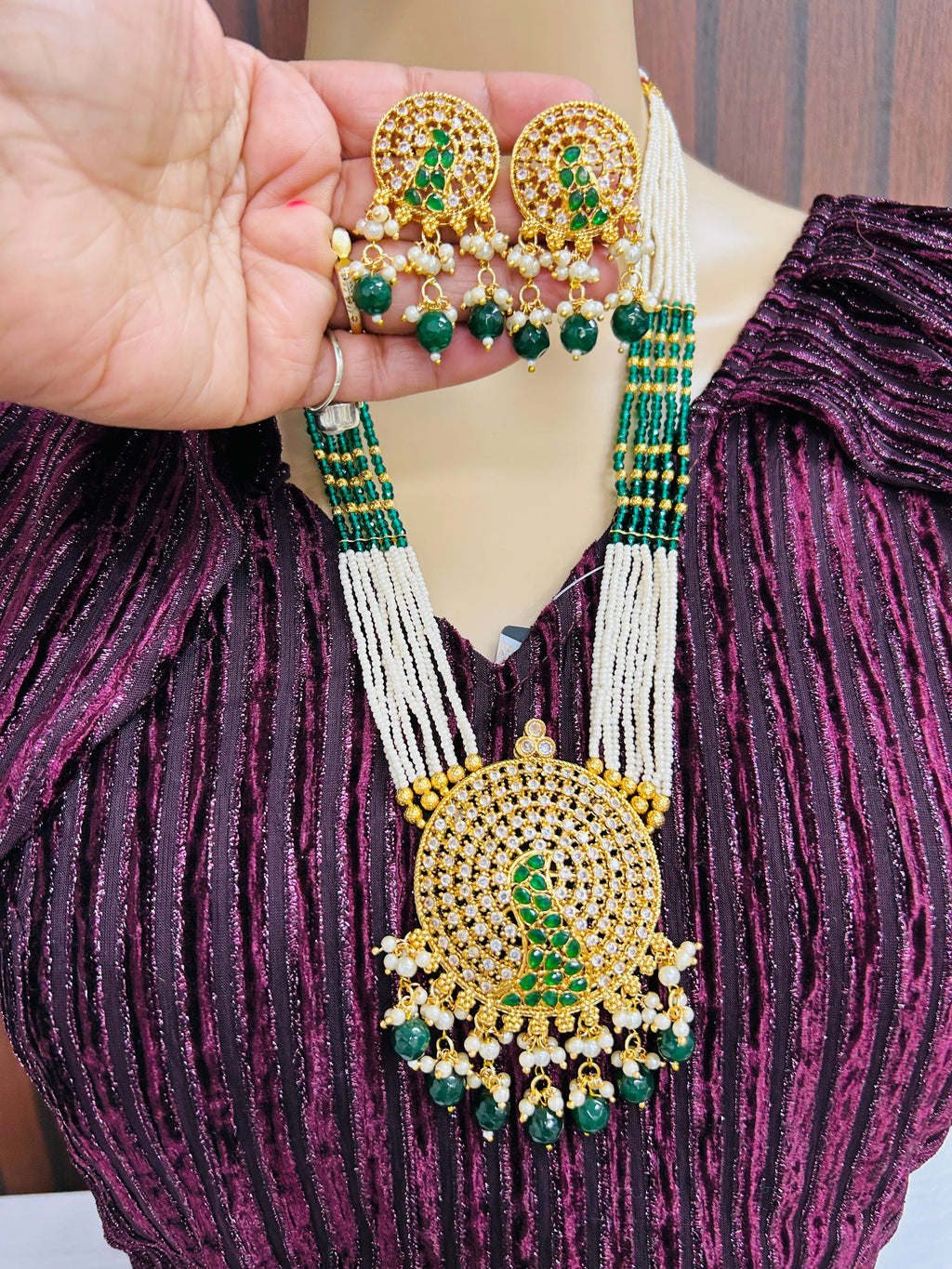 AD pendant set / necklace set