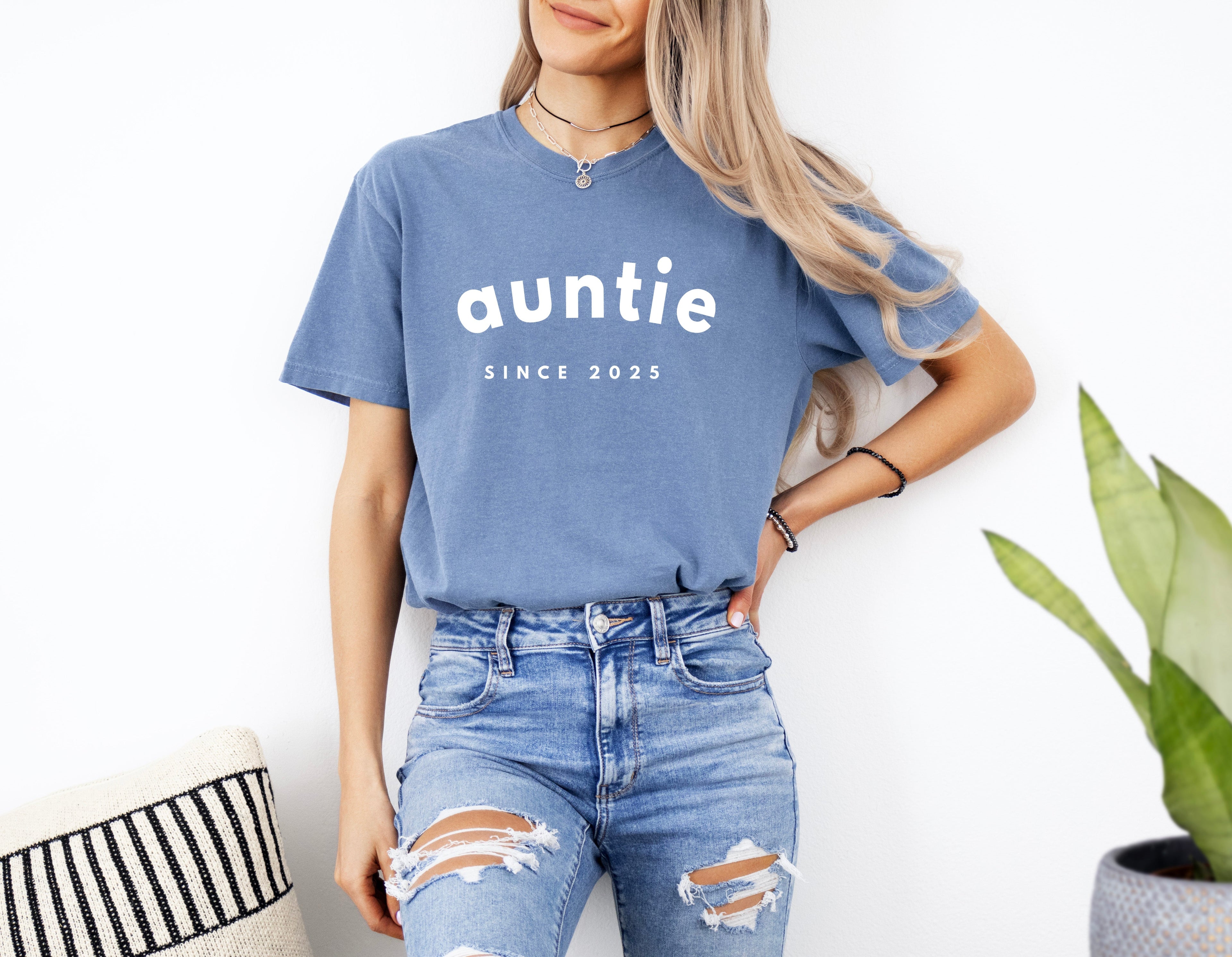 Aunt Personalized Est Year Comfort Colors Graphic Tees (Sportan Font)