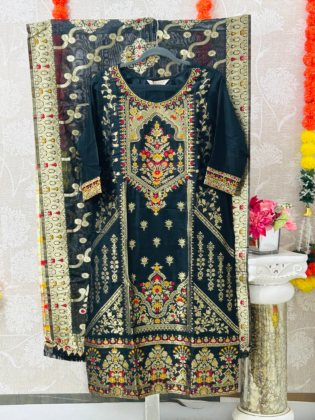 Banarasi kurti set
