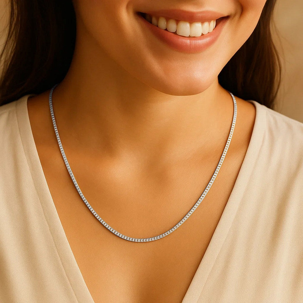 14k White Gold Classic Box Chain (0.68 mm)