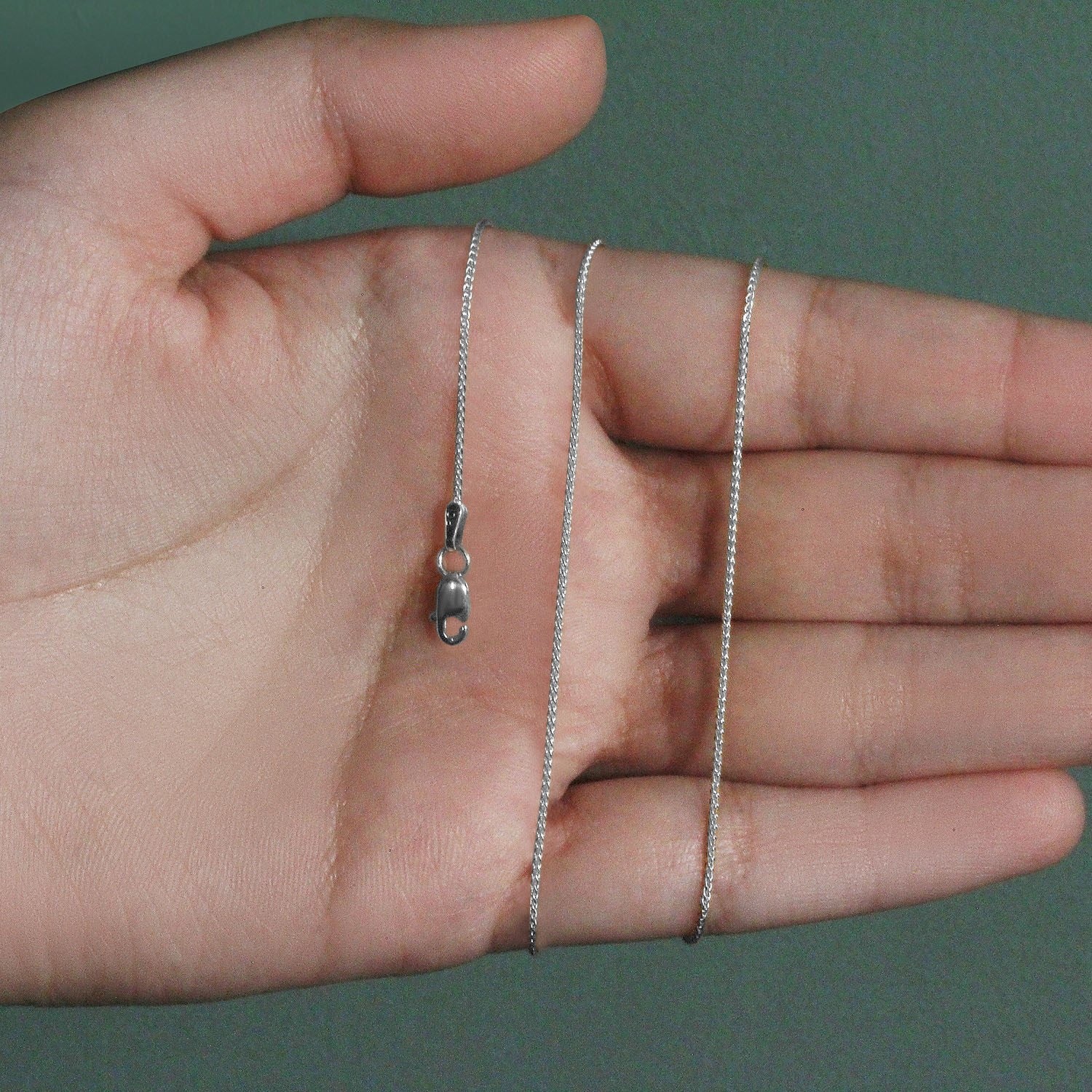 14k White Gold Round Wheat Chain (1.00 mm)