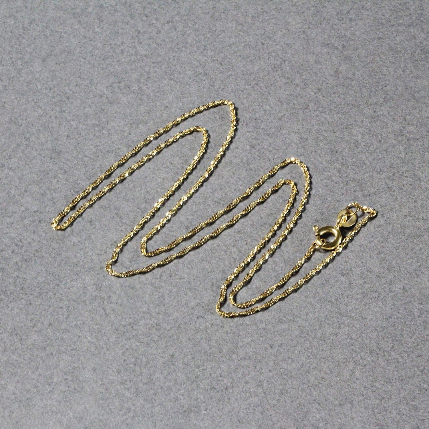 10k Yellow Gold Singapore Chain (1.10 mm)