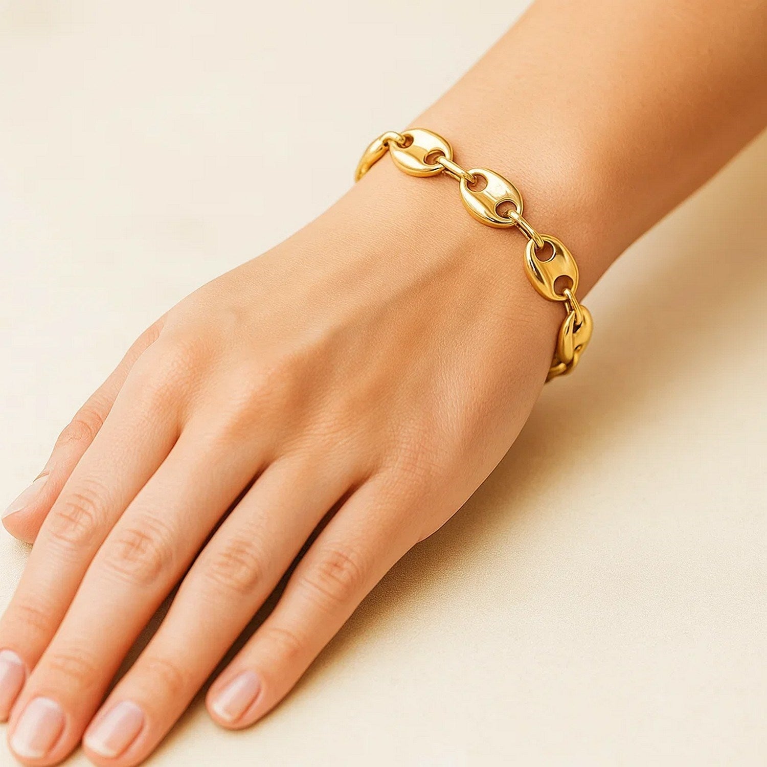 14k Yellow Gold High Polish Lite Puffed Mariner Link Bracelet  (15.00 mm)