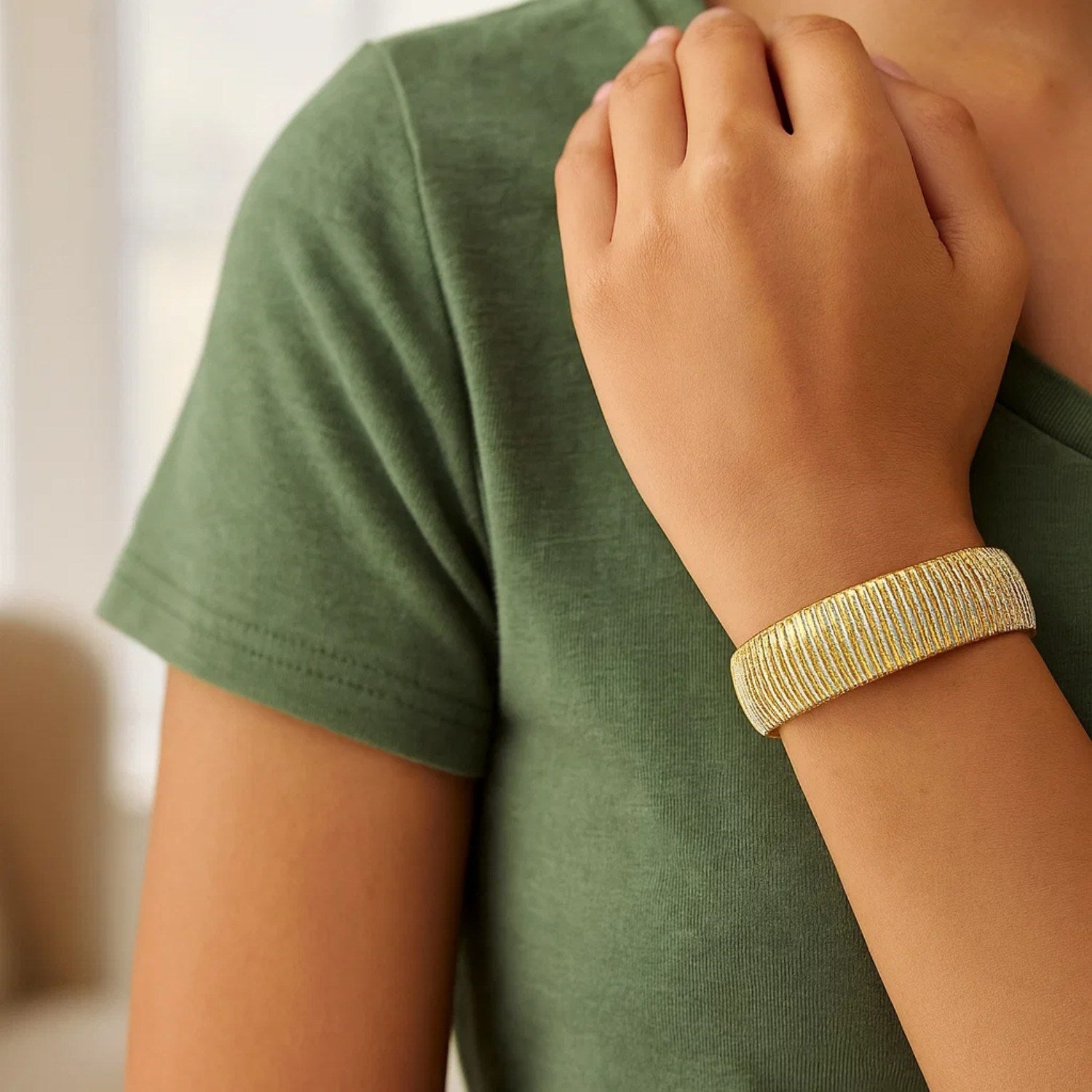 14k Yellow Gold Bold Diamante Flex Bracelet (17.10 mm)