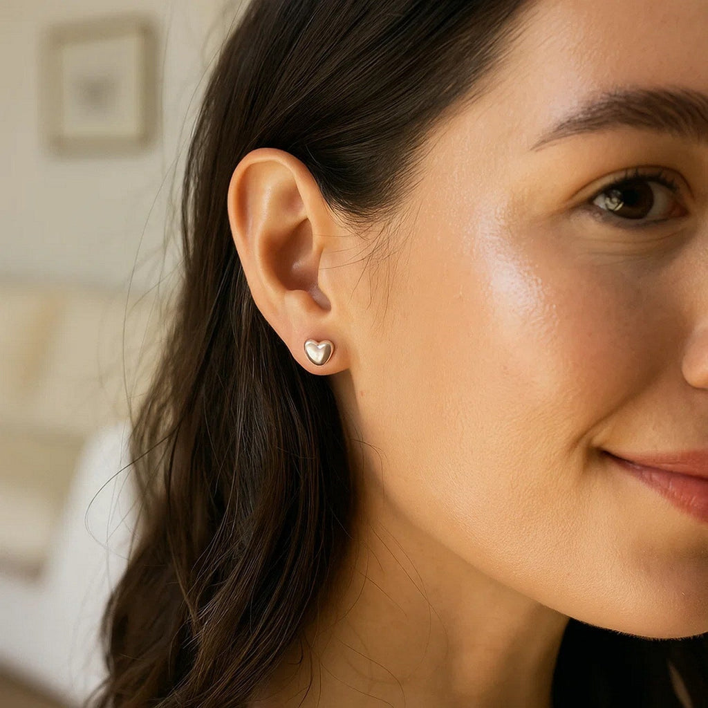 14k White Gold Puffed Heart Shape Shiny Earrings