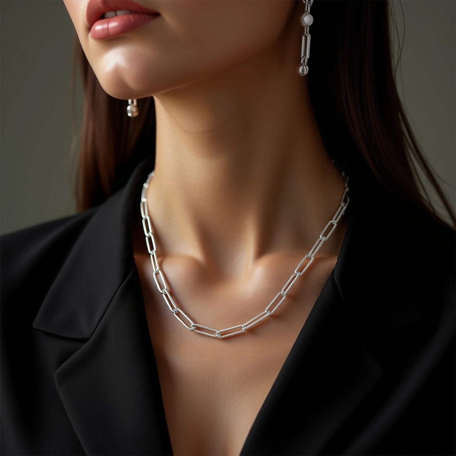 14k White Gold Bold Paperclip Chain (4.2 mm)