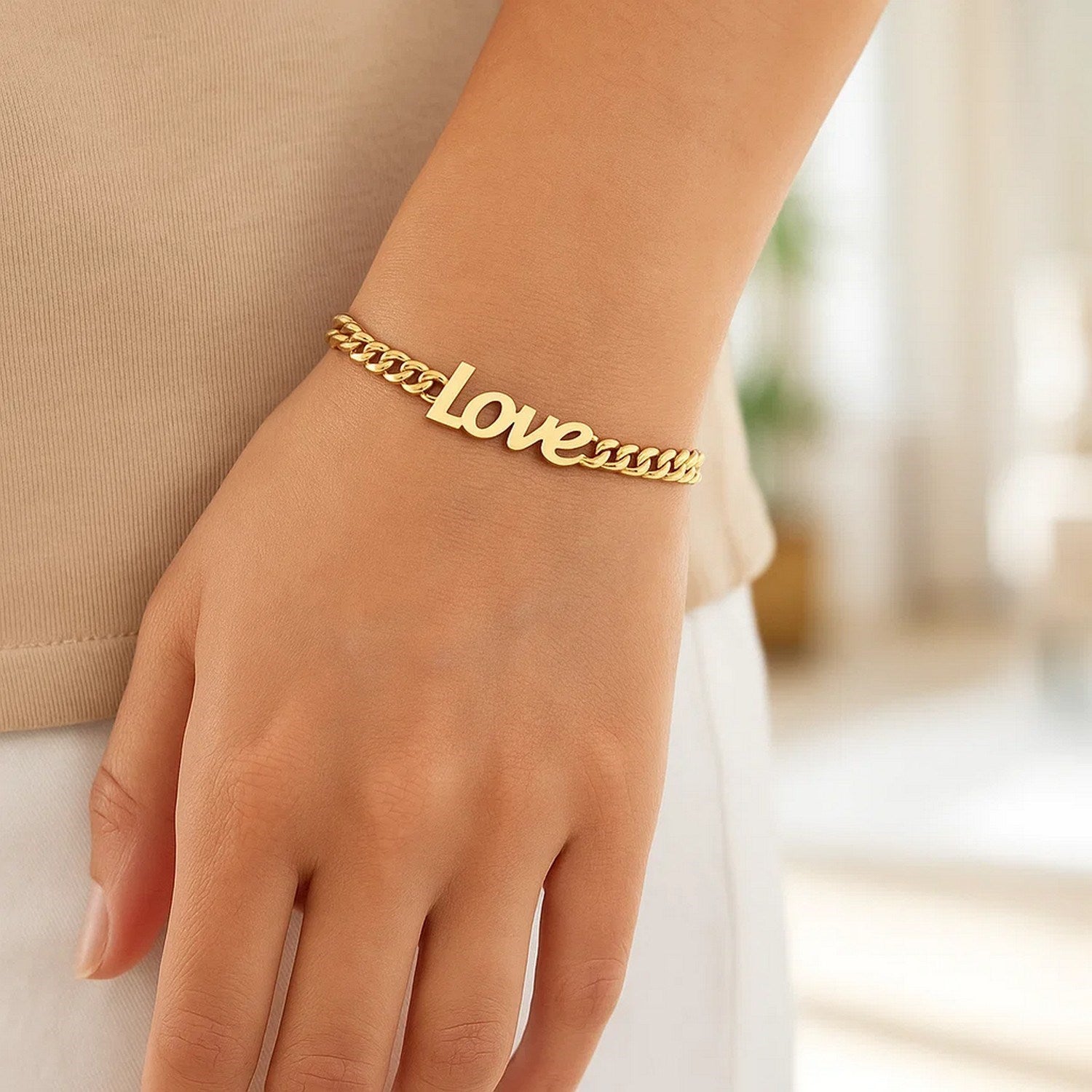 14k Yellow Gold 7 inch Curb Chain Love Bracelet