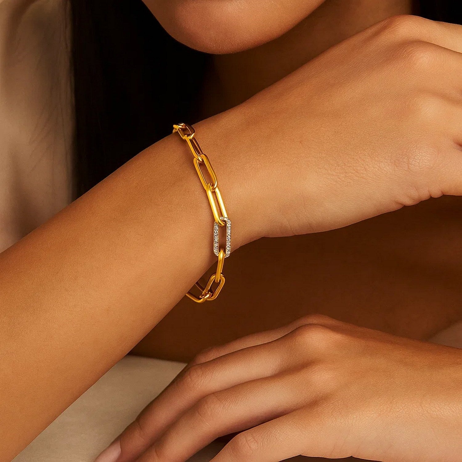 14k Yellow Gold Paperclip Chain Bracelet with Diamond Link (6.00 mm)