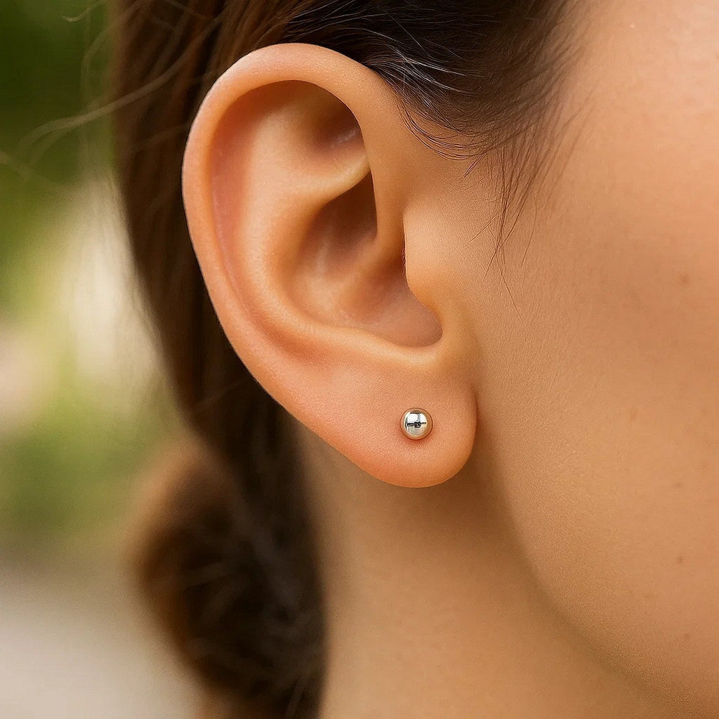 14k White Gold Spherical Stud Earrings (3mm)