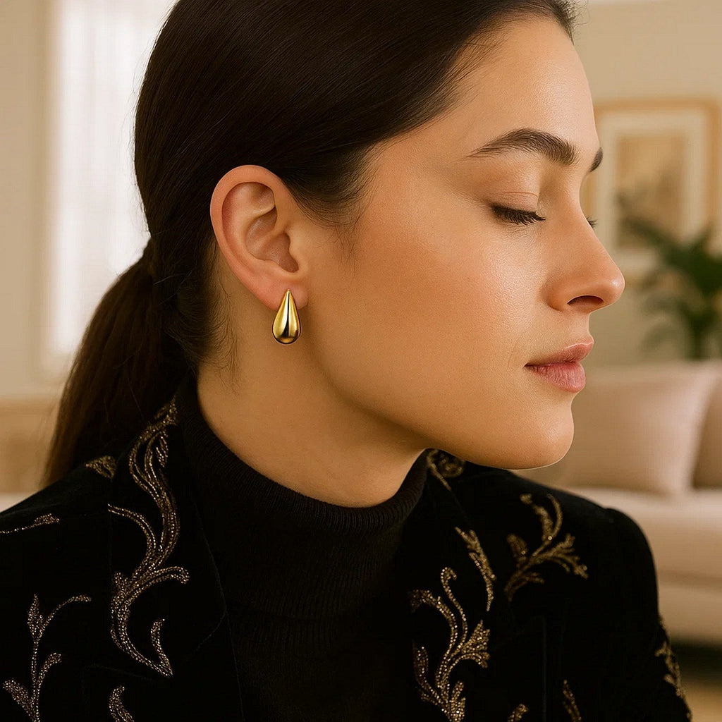 14k Yellow Gold Small Raindrop Studs Earrings (19.50x9.80 mm)