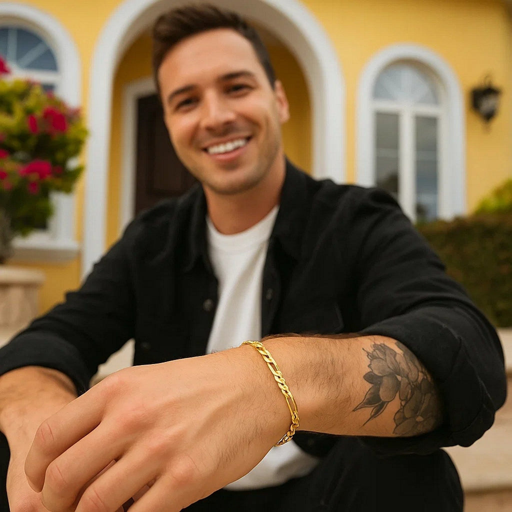 10k Yellow Gold Link Figaro Bracelet (5.30 mm)