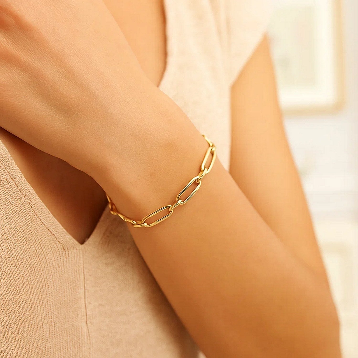 14k Yellow Gold 7 1/4 inch Bombay Paperclip Chain Bracelet (5.60 mm)