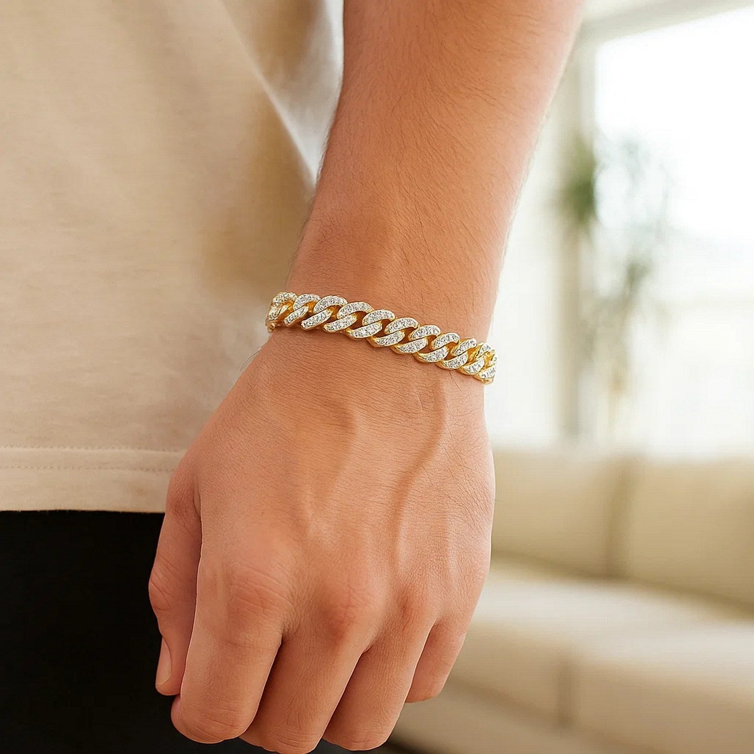 14k Yellow Gold White Pave High Polish Modern Lite Miami Cuban Bracelet(8.00 mm)