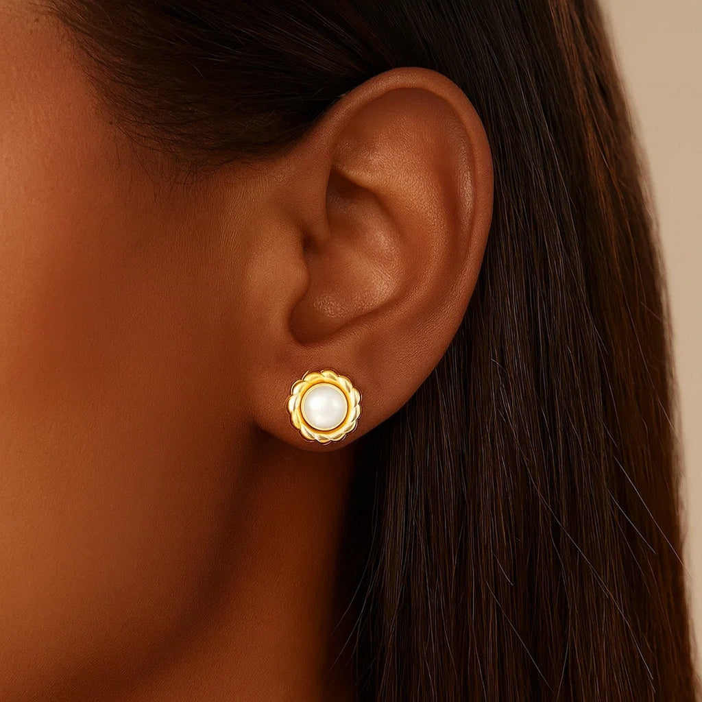 14k Yellow Gold Flower Stud Earrings with Pearls