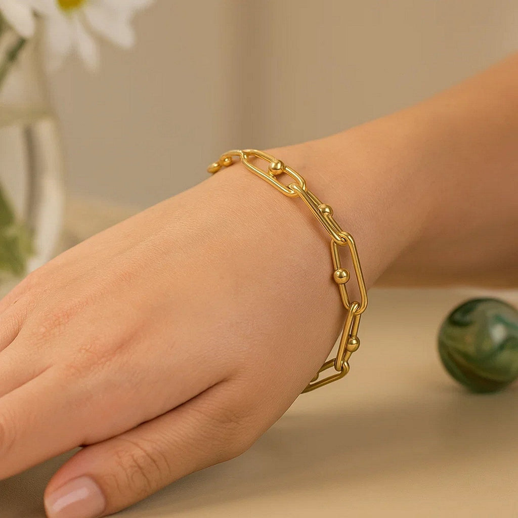 14k Yellow Gold 7 3/4 inch Beaded Oval Chain Bracelet (7.20 mm)