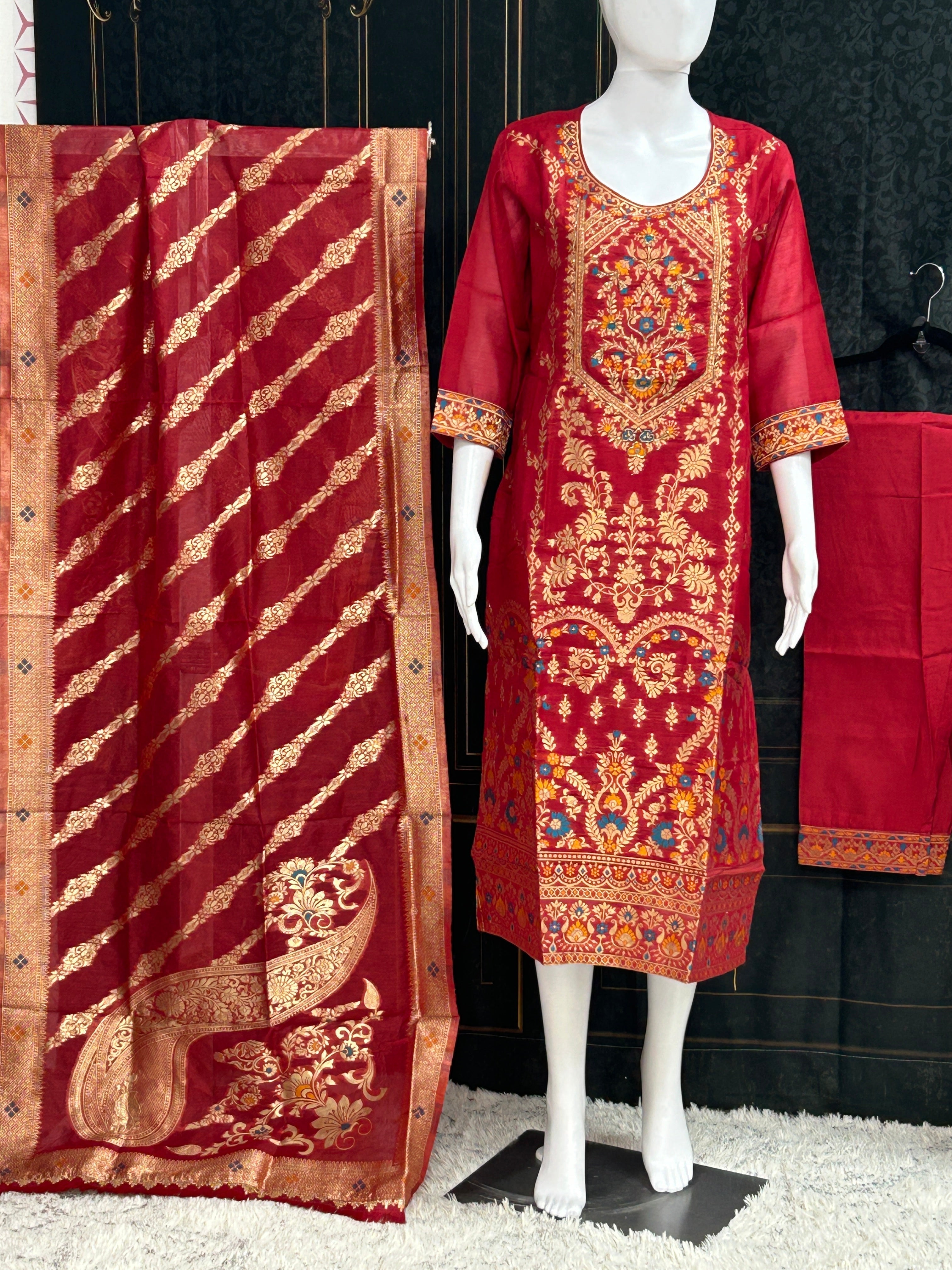 Banarasi suit / salwar suit