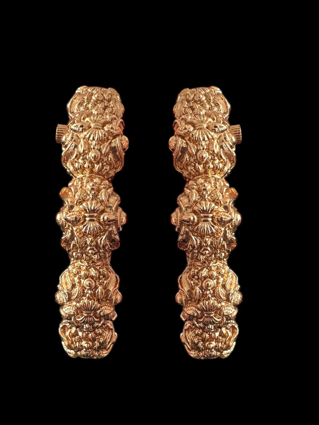 B812 Antique gold plated bangles - openable ( 2.4//2.6) ( READY TO SHIP )