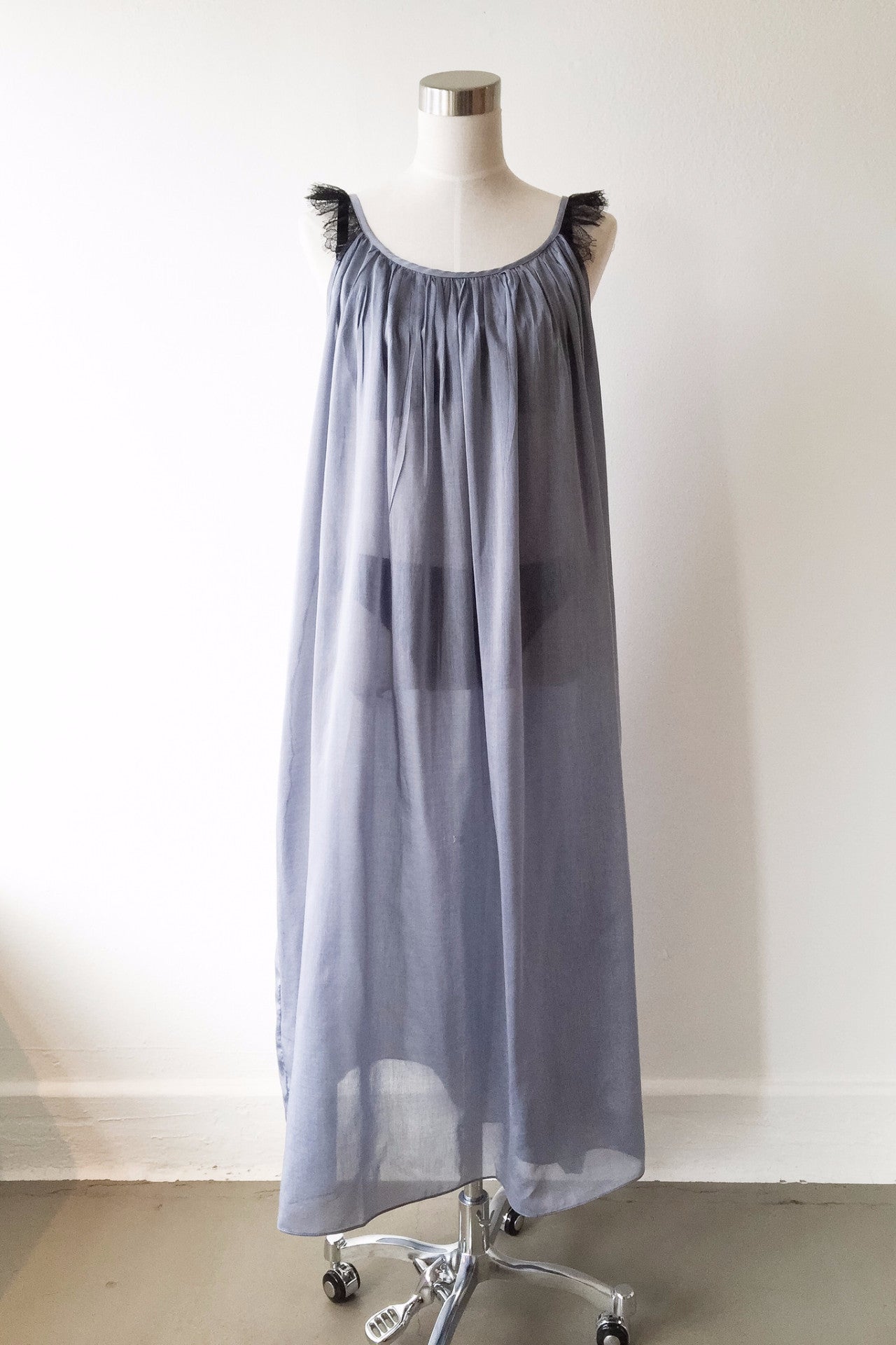 Betty Curve Long Gown