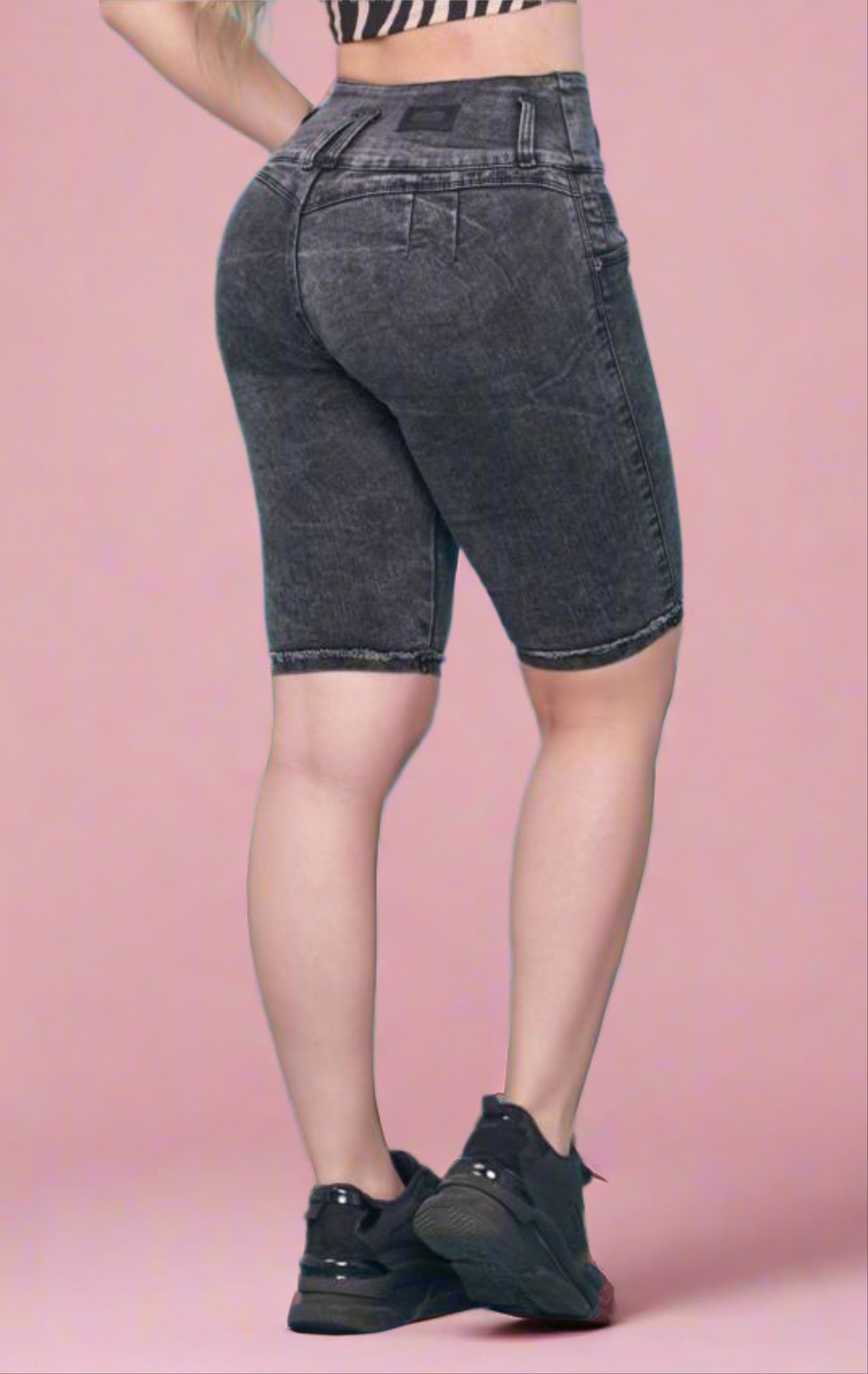 7073 100%  Authentic Colombian  Push Up CAPRI