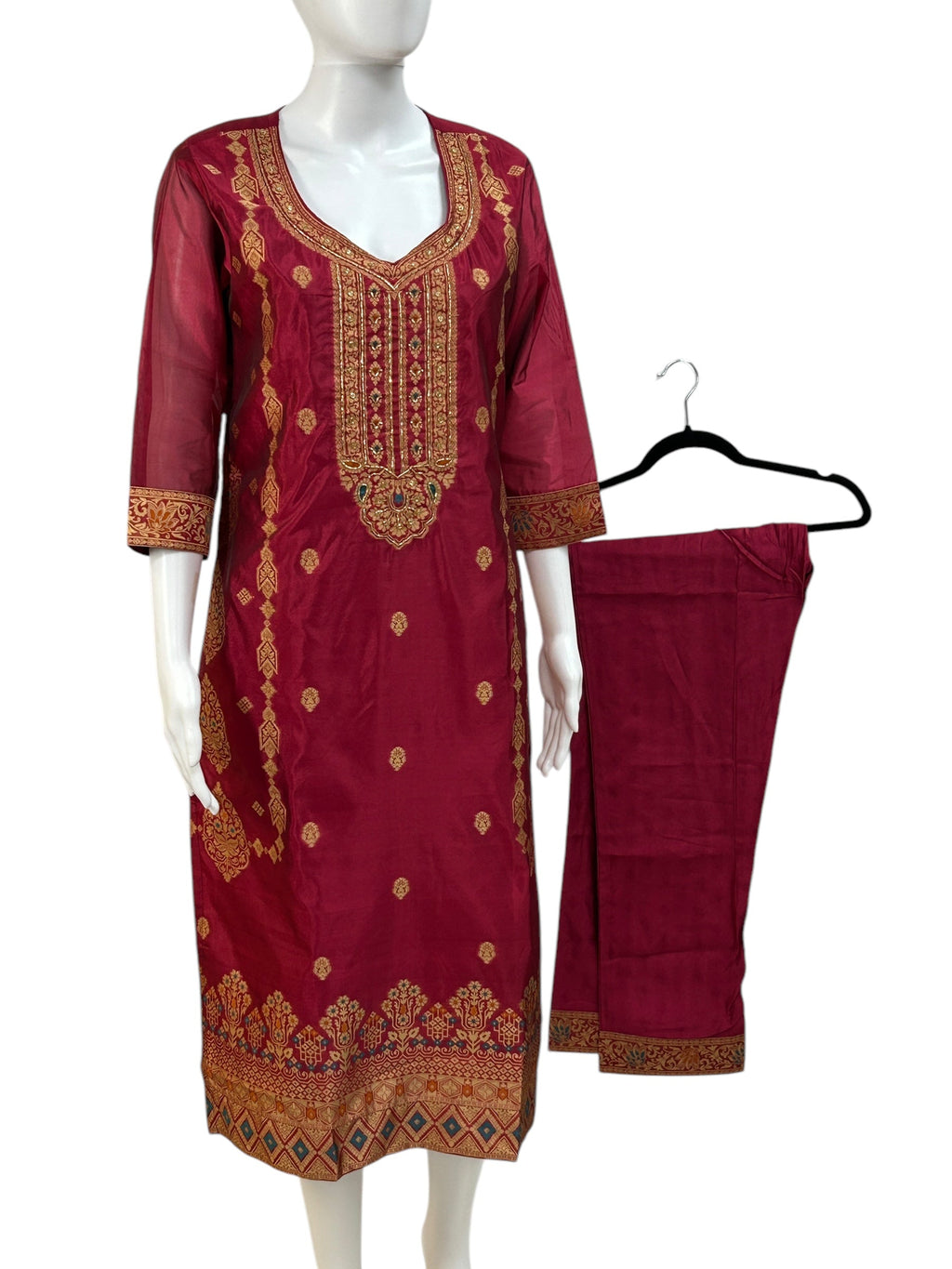 Banarasi : Silk banarasi suit