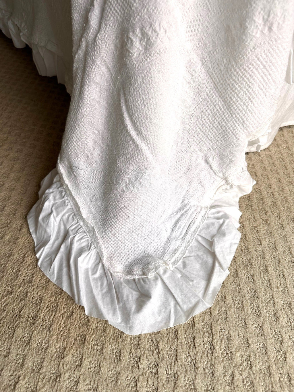 Basiclayersca Cotton White Lace Bedspread with Matching