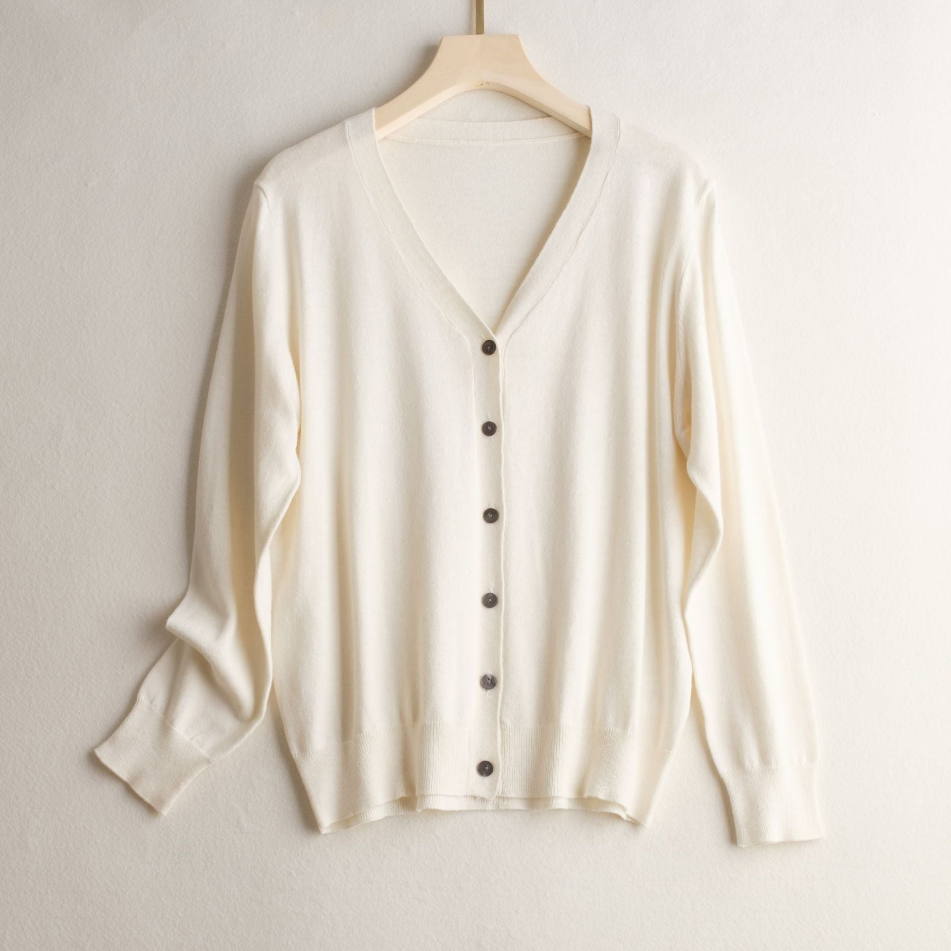 Basic Style Commuter Coat Silk Knitted Cardigan Sweater