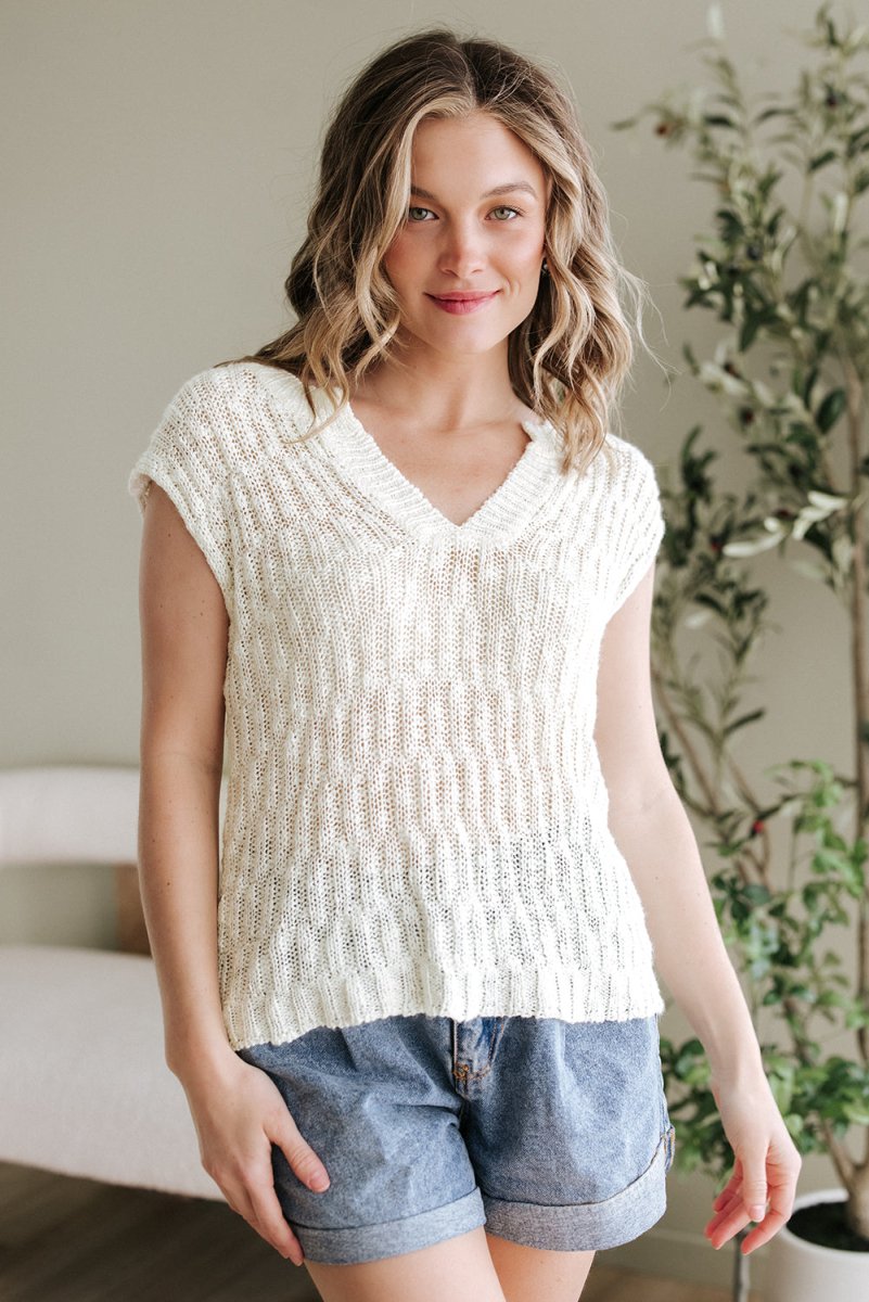 Beige Notched V Neck Short Sleeve Sweater for Casual Wear