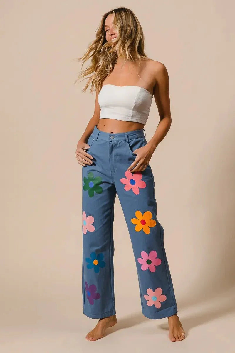 BiBi Flower Print Straight Legs Pants for Chic Style