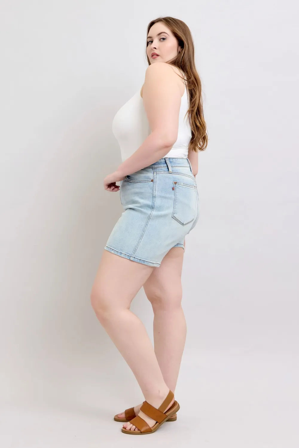 2 Button Denim Shorts with Pockets