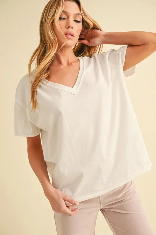 Aemi+Co V-Neck Short Sleeve T-Shirt
