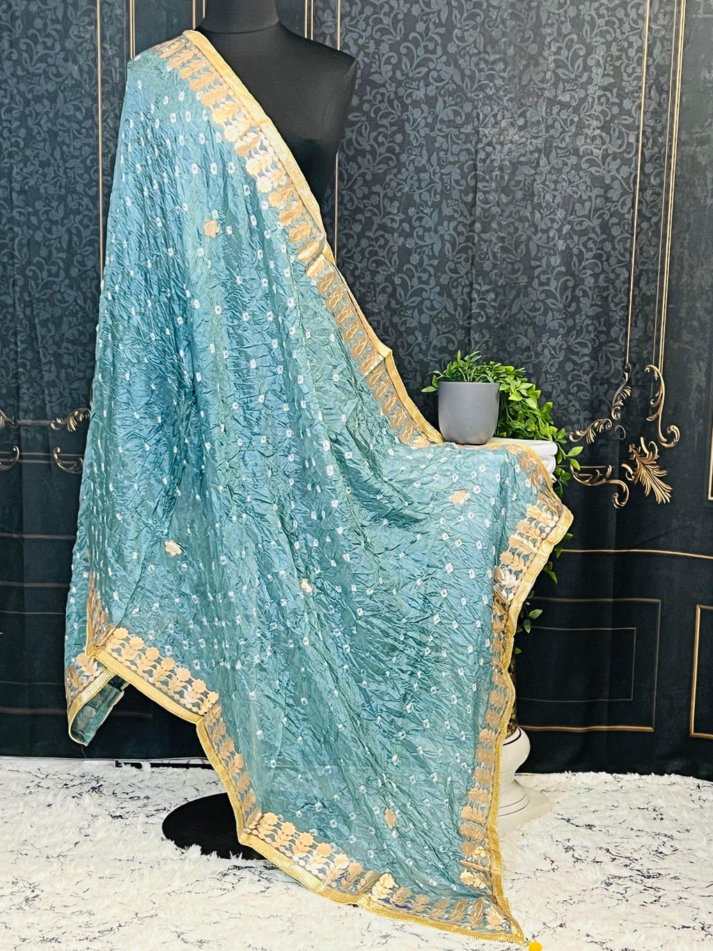 Bandhani gota patti dupatta