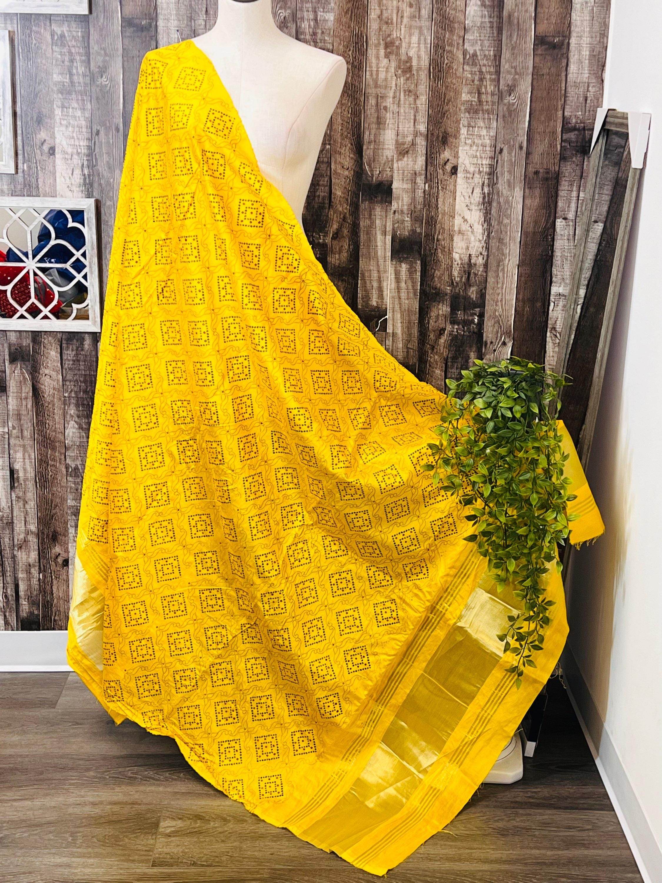 Bandhani print dupatta