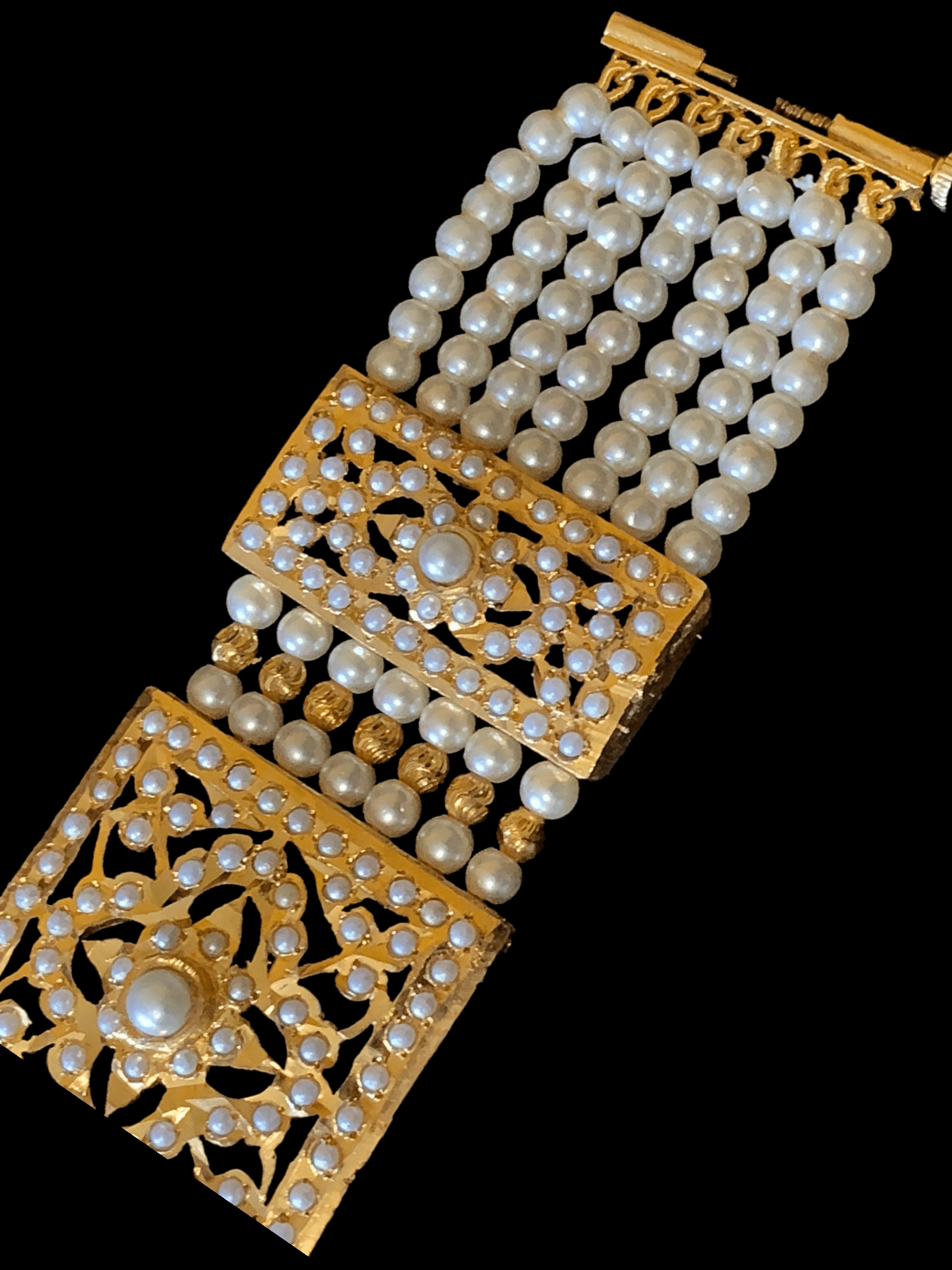 B62  Saira jadau bracelet in pearls  ( READY TO SHIP )