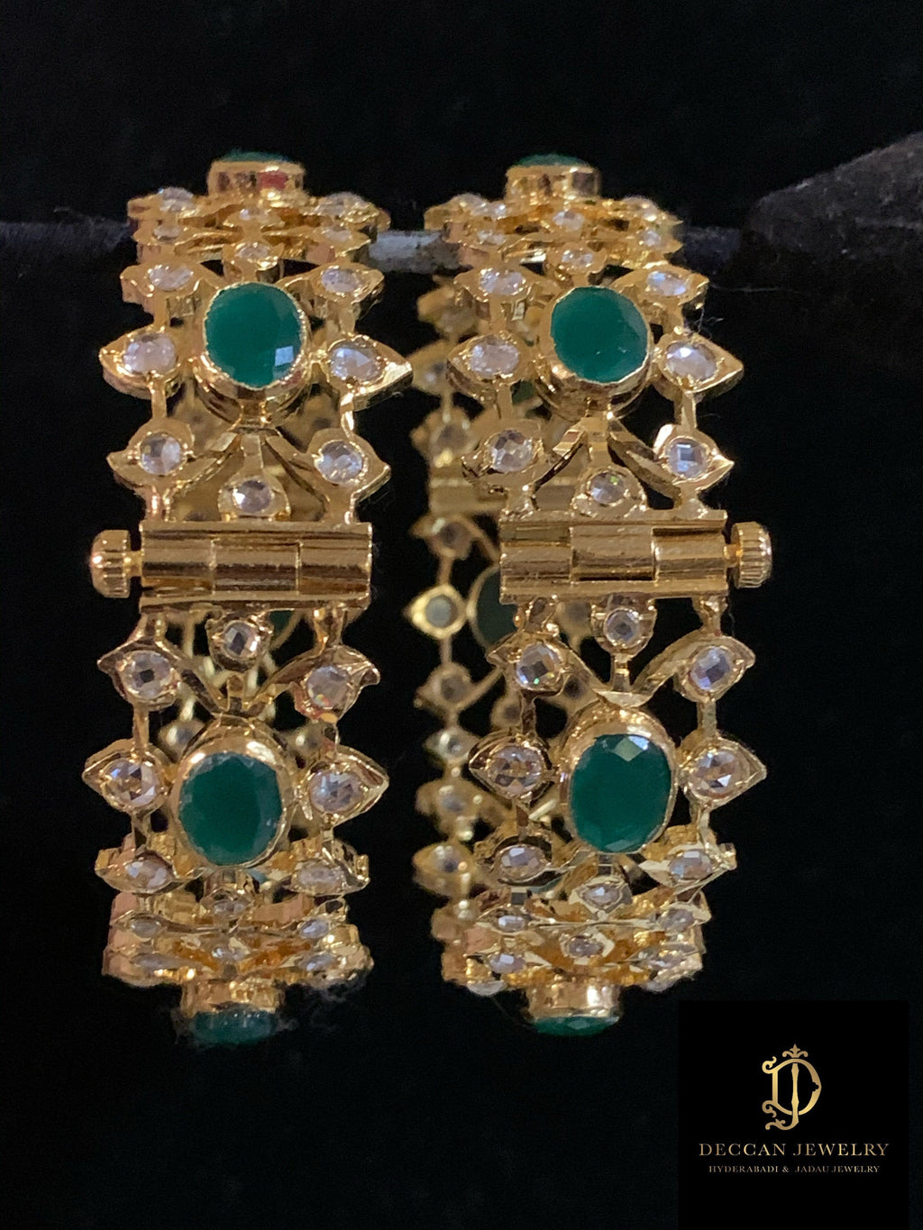 B14 Salma Bangles In Emerald Green ( SHIPS IN 4 WEEKS   )