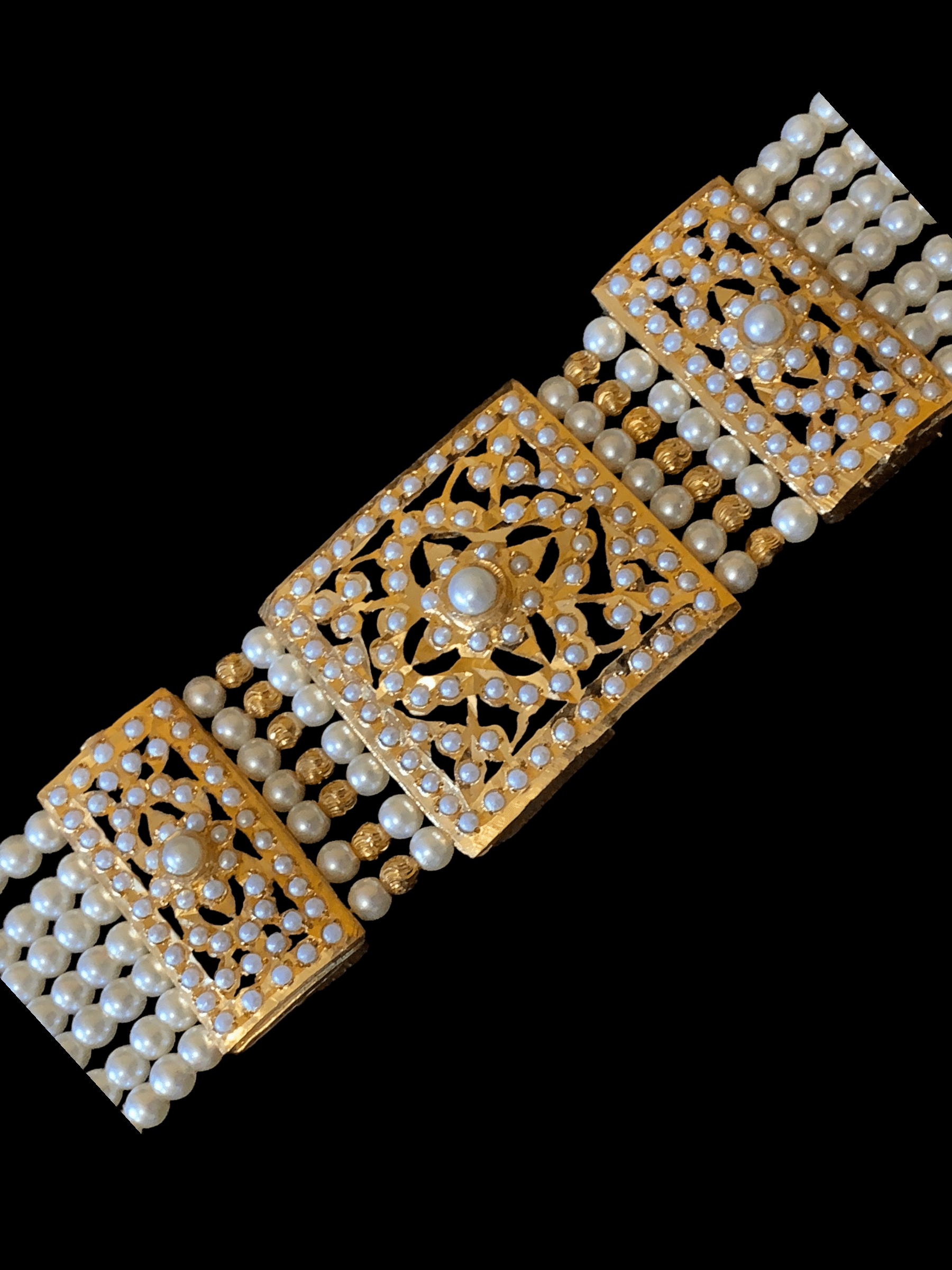 B62  Saira jadau bracelet in pearls  ( READY TO SHIP )