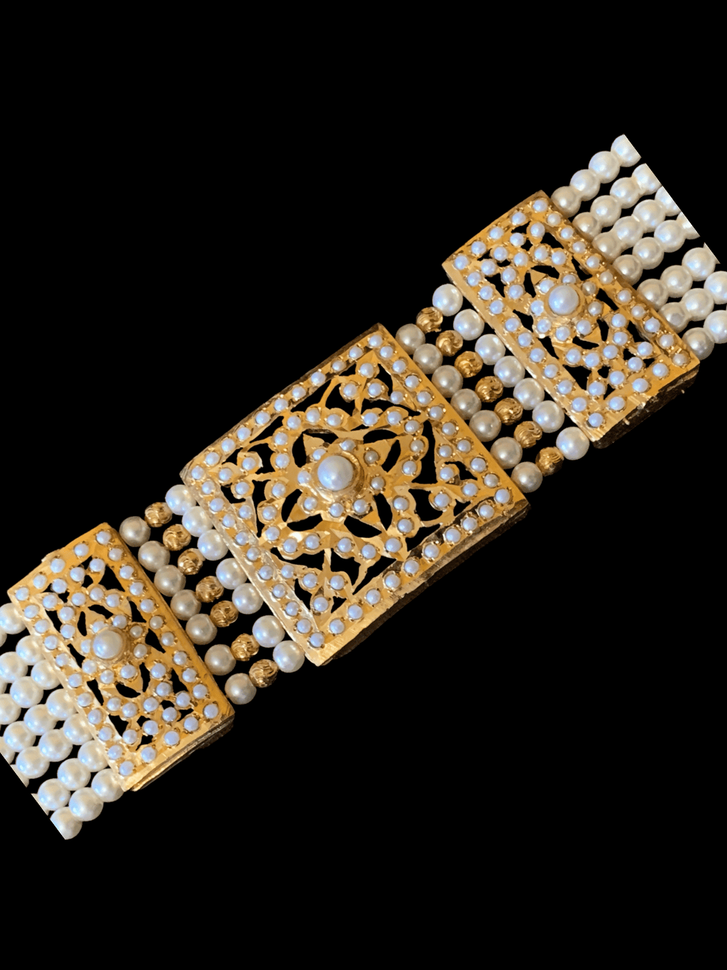 B62  Saira jadau bracelet in pearls  ( READY TO SHIP )